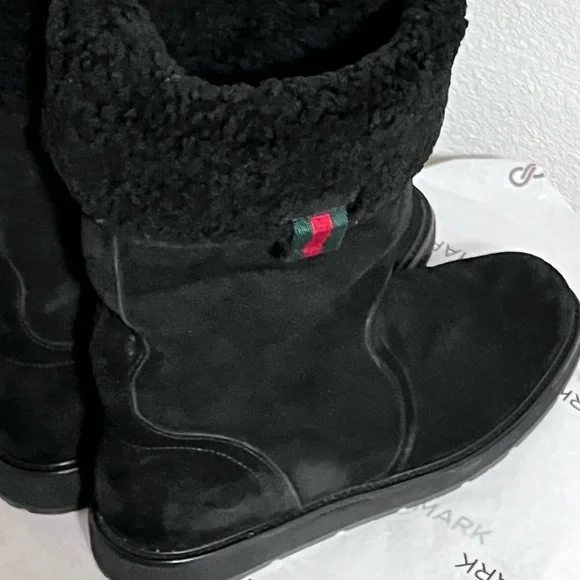 GUCCI SAINT MORITZ PRE-LOVED RARE AUTHENTIC BLK SUEDE LEATHERSHEARLING BOOTS